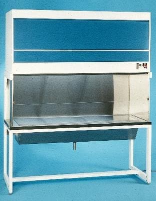10662 Unimodule METD Vertical Laminar Flow Clean Workstation, 3480 BTU/Hr, 720 CFM Airflow, 47-1/2" x 27-1/2" x 26" Work Area
