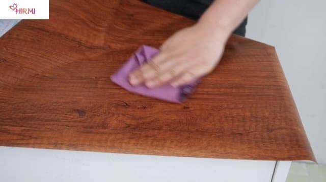 Decoroom Peel And Stick Wood Grain Contact Paper 17.71" X 118" Brown Wooden Look Wallpaper Self-Adhesive Decorative Waterproof Removable Vinyl Film Easy To Apply For Old Furniture Kitchen Cabinets