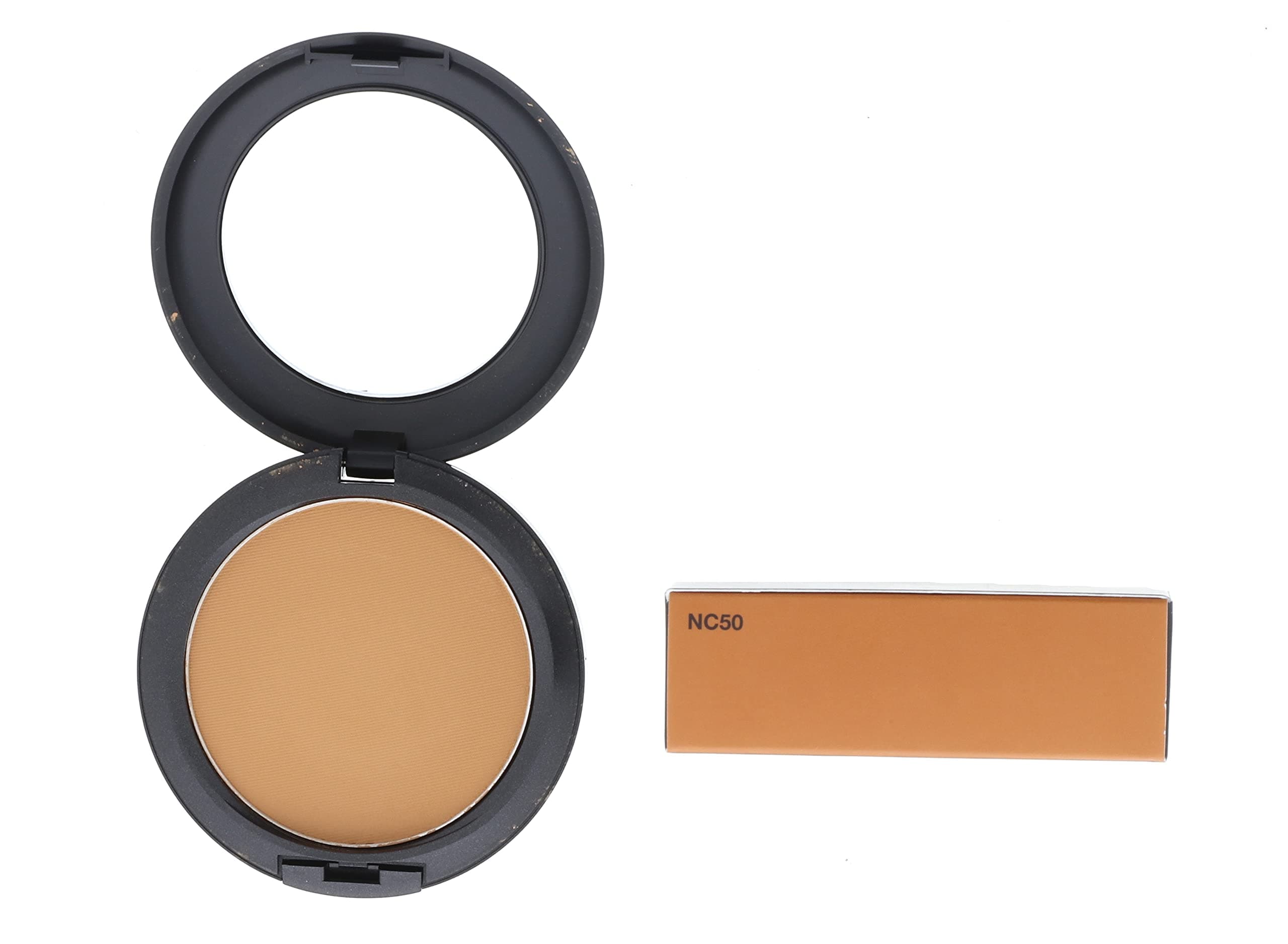 MAC (NC50) - Studio Fix Powder Plus Foundation NC50