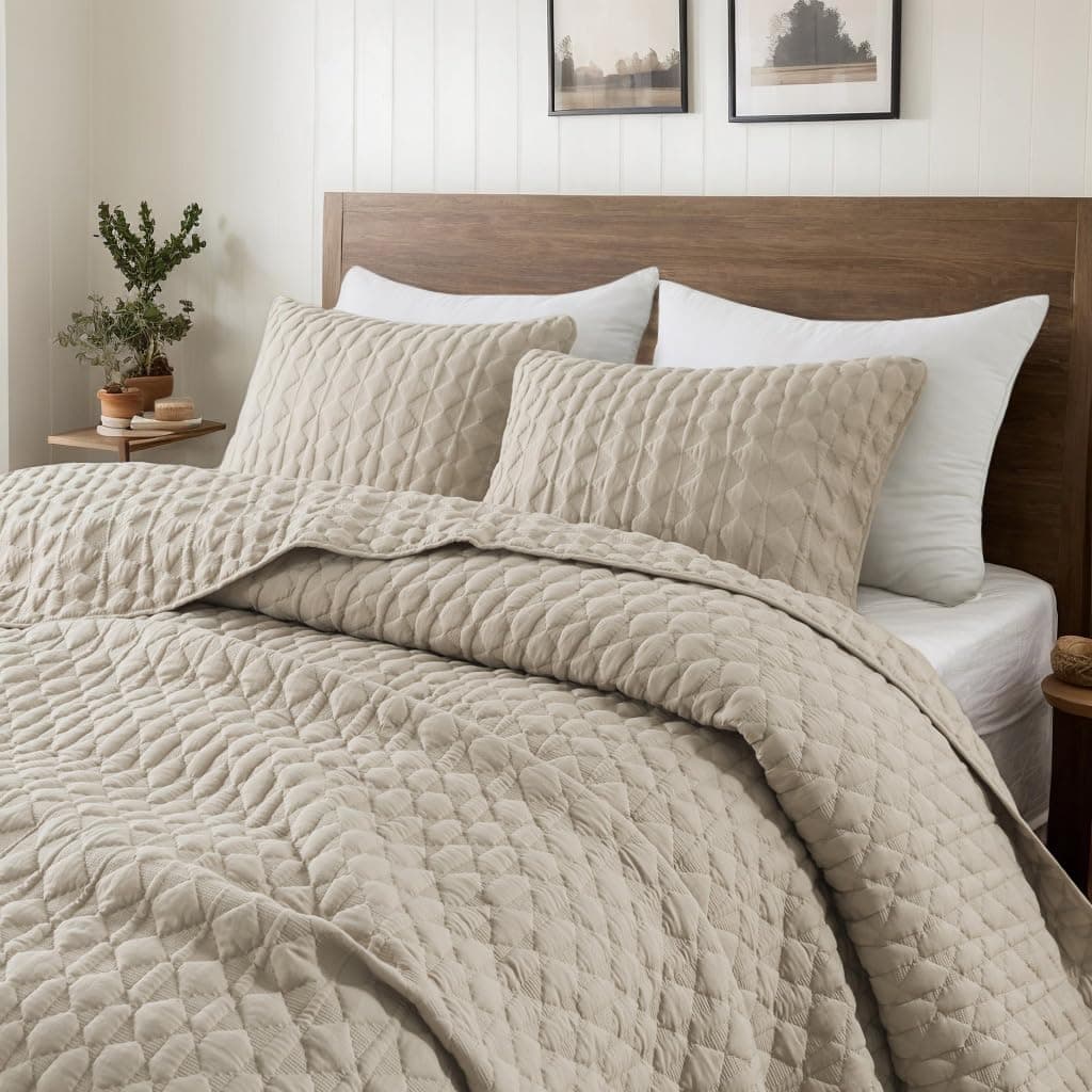 Beige Quilt King Size Bedding Sets with Pillow Shams, Lightweight Soft Bedspread Coverlet, Quilted Blanket Thin Comforter Bed Cover, All Season Summer Spring, Tan Cream, 3 Pieces, 104x90 inches