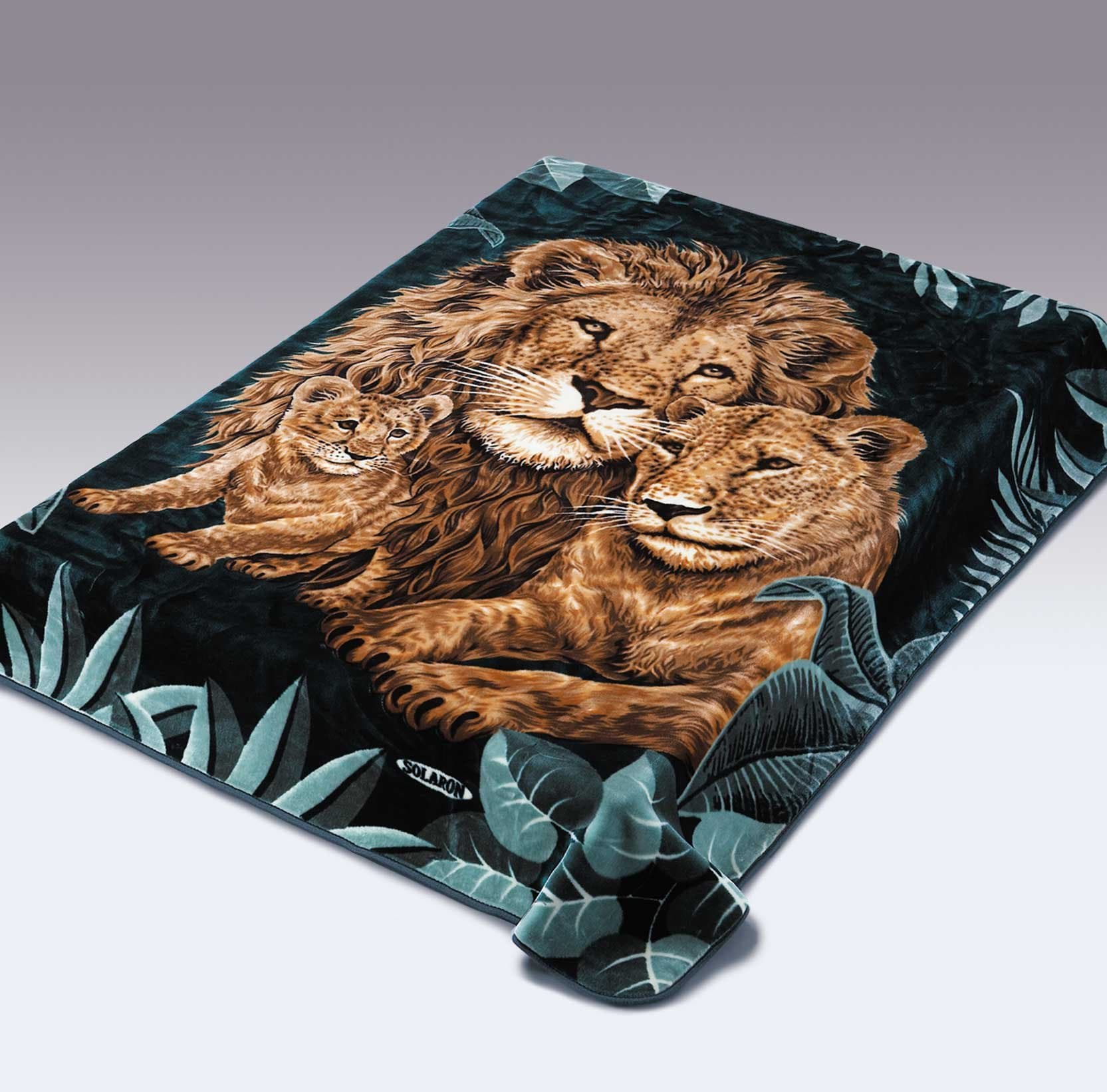 Solaron Original Lion, Lioness, Cub Thick Mink Korean Super Soft Plush King Size Blanket - Green