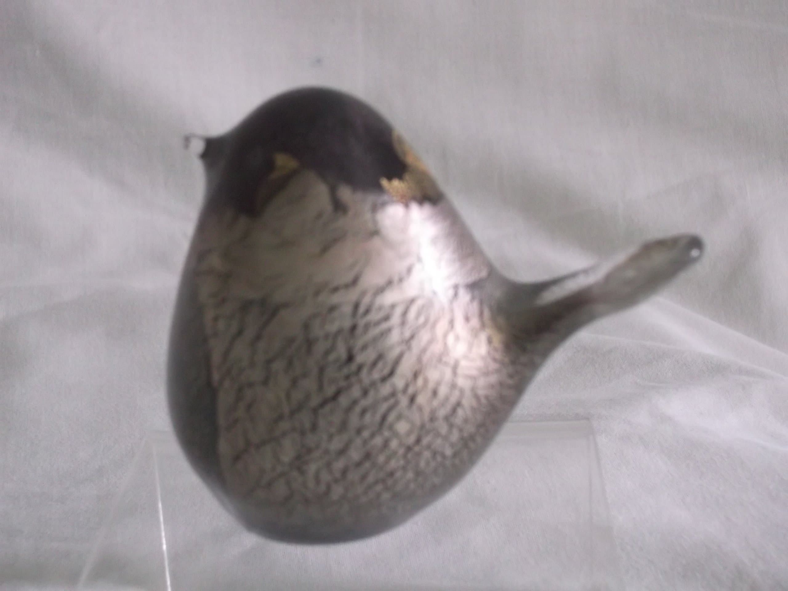 STUDIO GLASS PAPERWEIGHT HANDMADE ROBIN PURPLE GUILDED WITH GOLD LEAF