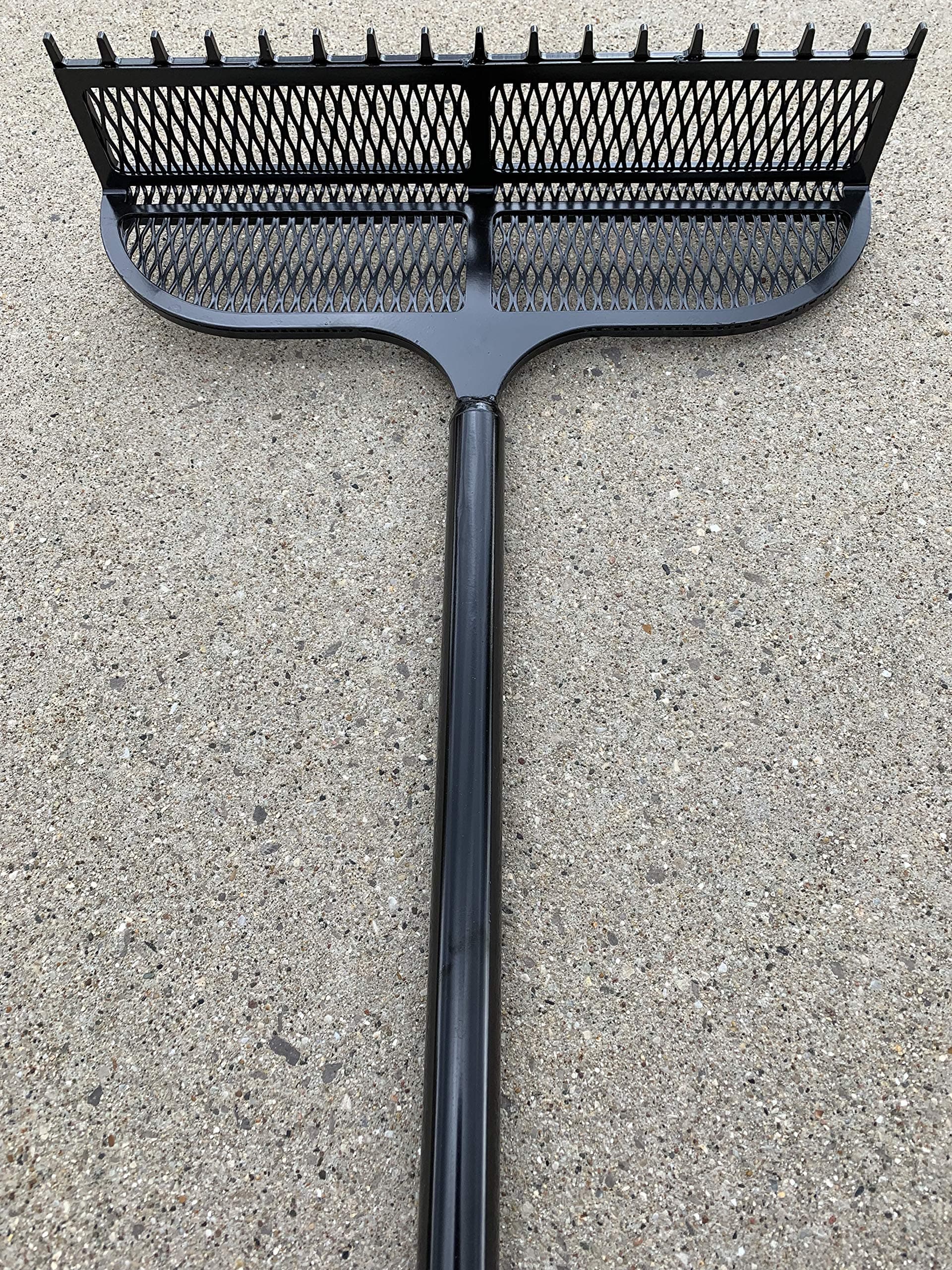 Heavy Duty Welded Full Metal One Piece Sand Beach Pond River Zebra Mussel and Lake Rake