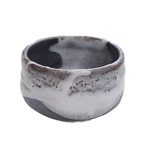 Japanese Pottery Tea Cup Matcha Bowl 17.5 Fl. Oz. Mino Ware Scenery of Fresh Snow From Japan M58620