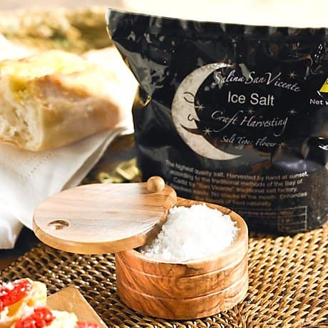 Salina San Vicente Flor de Sal - Sea Salt (2.2 Pounds)
