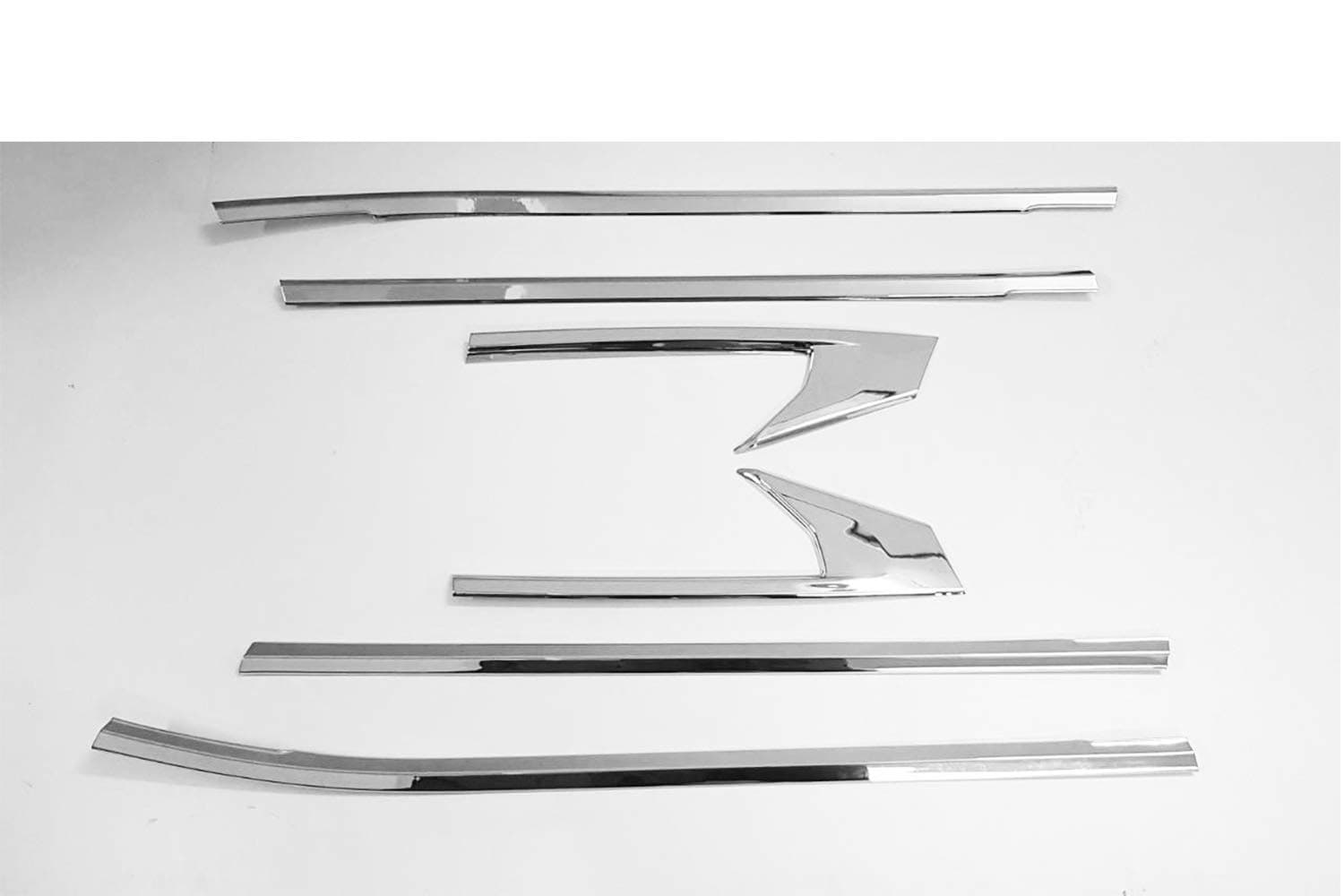 Automaze Car Exterior Lower Window Garnish Trim Chrome in Stainless Steel, for Kia Seltos(Set of 8 Pc)