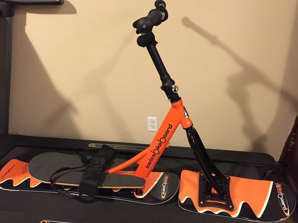 Metal Edges Full Size Snow Scooter for The Adventurous Snow Rider