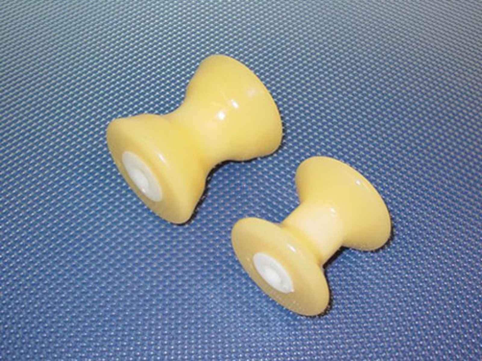 Yates Rubber 300Y Trp Bow Roller 3" X 1/2"