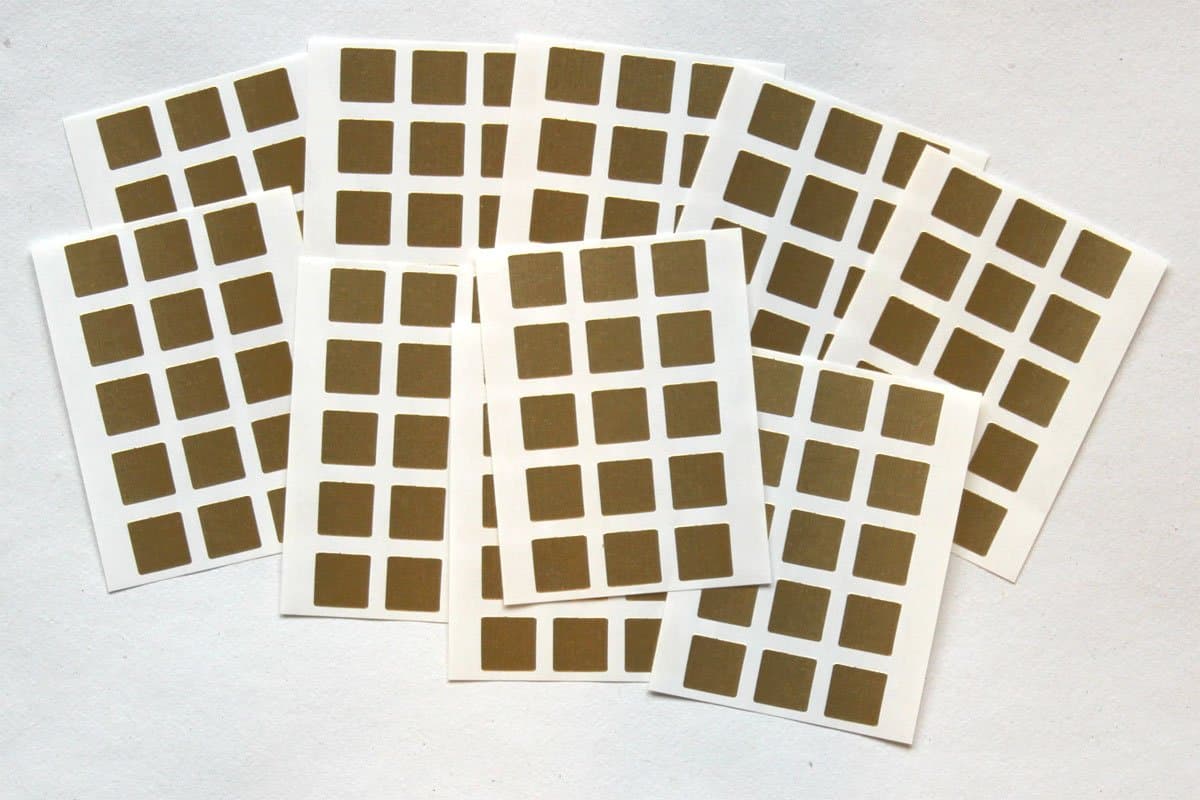 150 Gold Square Stickers - Sticky Coloured Self Adhesive Squares for Colour Coding