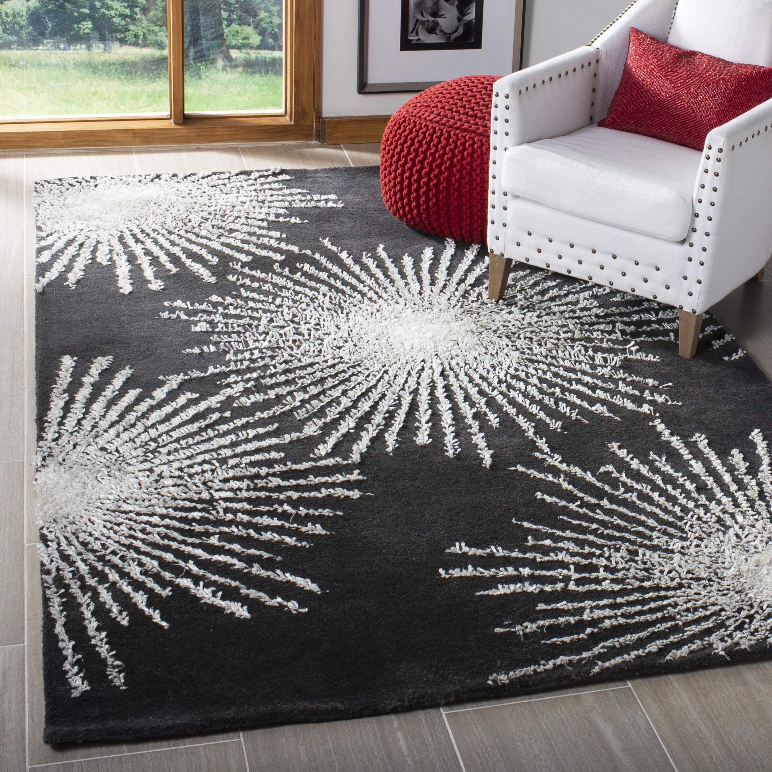 SAFAVIEH Soho Collection 7'6" x 9'6" Charcoal / Ivory SOH712H Handmade Starburst Premium Wool & Viscose Area Rug
